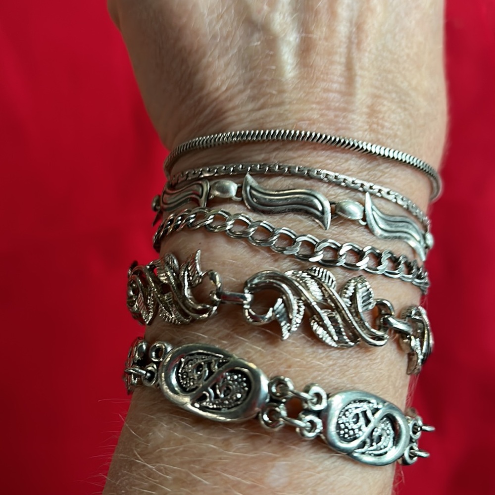 Six Silver Bracelets. - image 3
